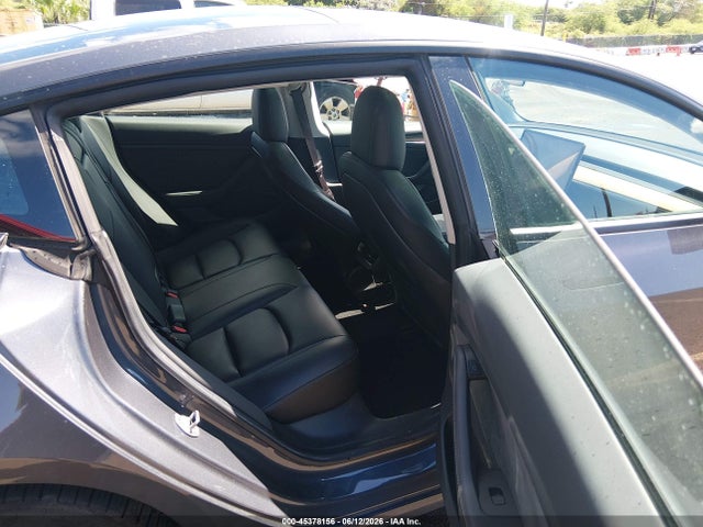 Tesla Model 3 Rear-wheel Drive 2022 5YJ3E1EA7NF122076 Image 8