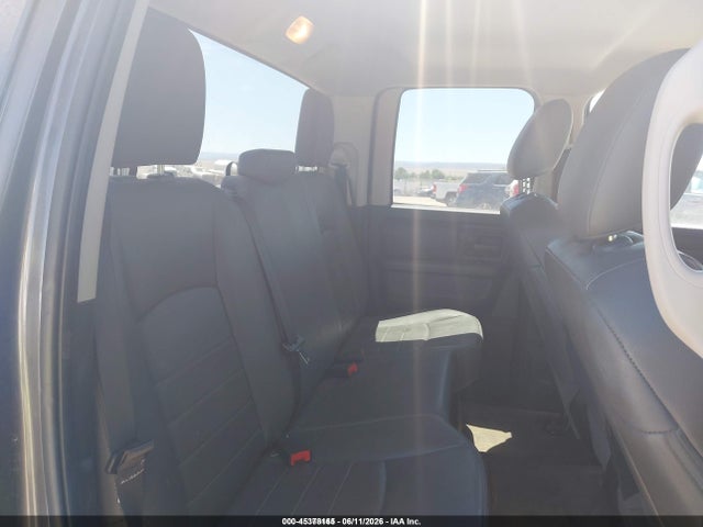 45378165 :رقم المزاد ، 1C6RR7FG0HS605671 vin ، 2017 Ram 1500 Tradesman  4x4 6'4 Box مزاد بيع