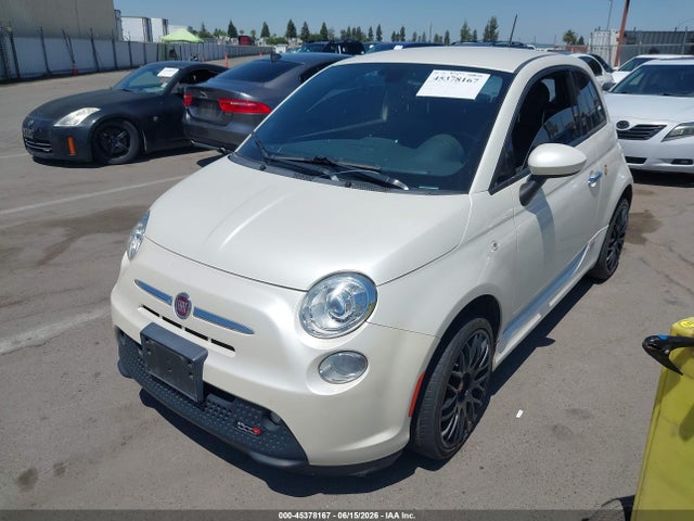 Fiat 500E BATTERY ELECTRIC 2017 3C3CFFGE3HT557732 Image 2