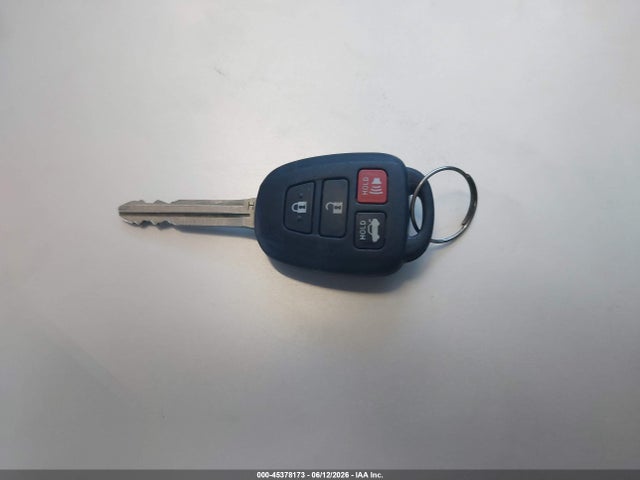 4T1BF1FK7HU414687 Toyota CAMRY XLE