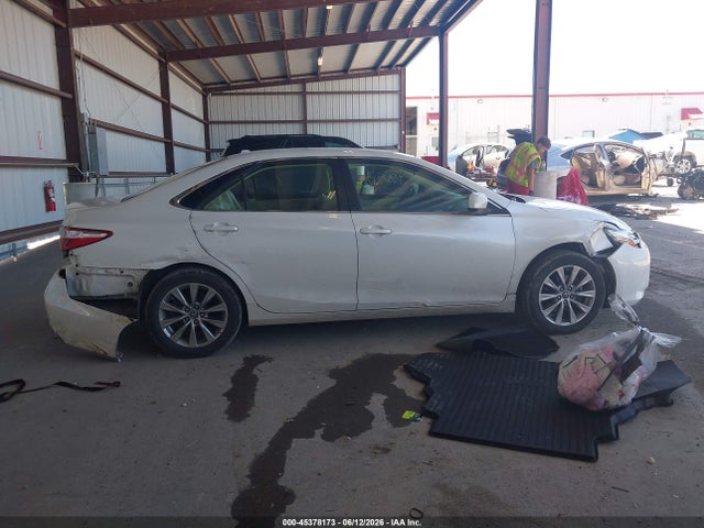 4T1BF1FK7HU414687 Toyota CAMRY XLE