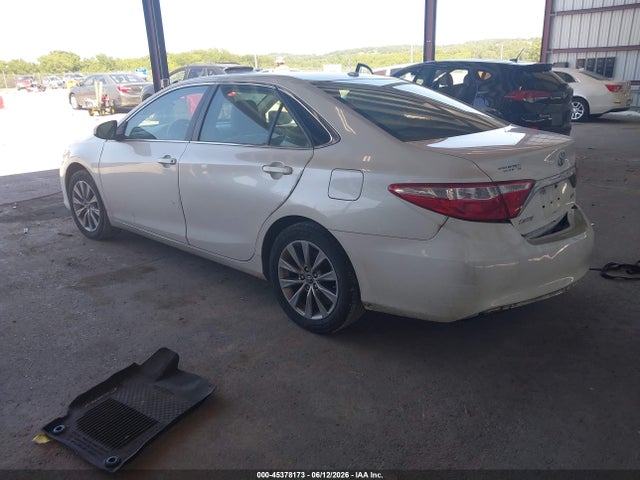4T1BF1FK7HU414687 Toyota CAMRY XLE
