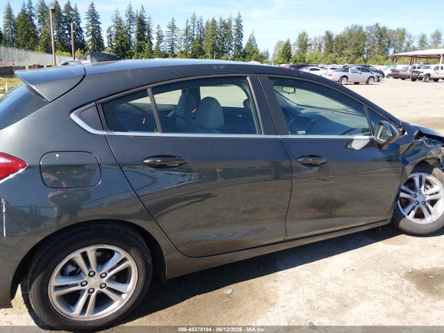 Chevrolet Cruze Lt Auto 2018 3G1BE6SM8JS585944 Image 13