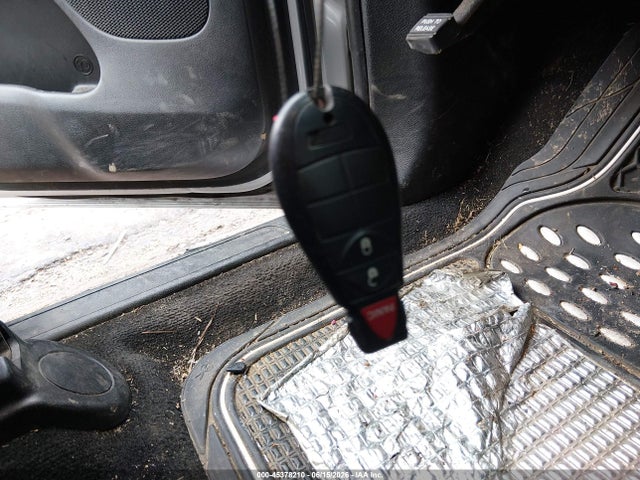 Продажа на аукционе авто 2012 Jeep Grand Cherokee Laredo, vin: 1C4RJEAG4CC177411, номер лота: 45378210