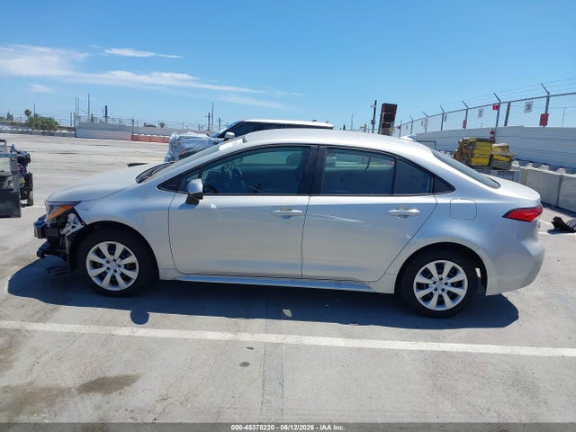 5YFB4MDE9TP422577 Toyota COROLLA LE