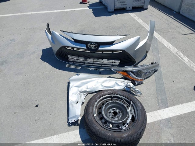 5YFB4MDE9TP422577 Toyota COROLLA LE