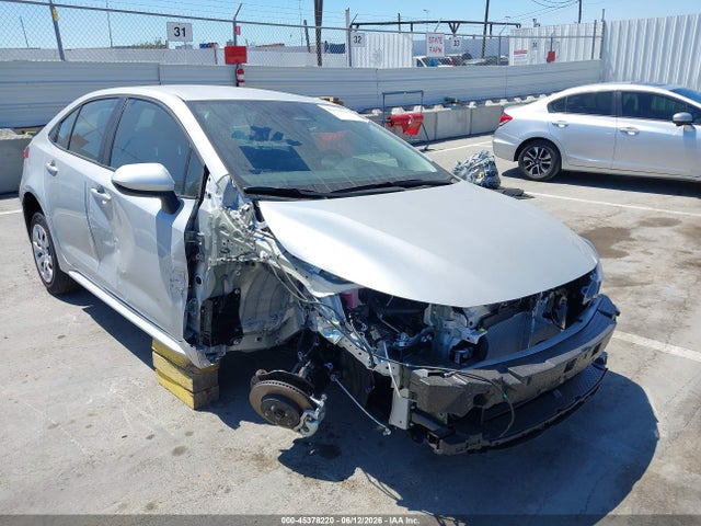 5YFB4MDE9TP422577 Toyota COROLLA LE