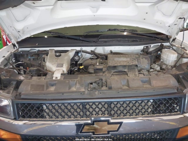 Chevrolet Express 2500 Work Van 2019 1GCWGAFG1K1241093 Image 10