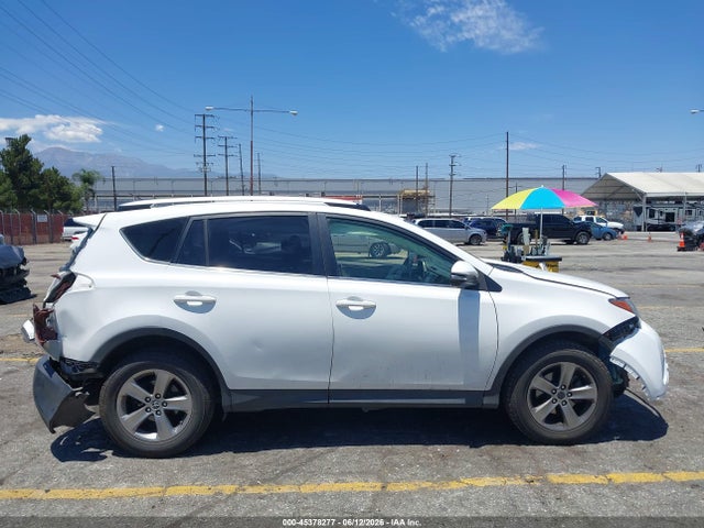 JTMRFREVXFD155297 Toyota Rav4 Xle