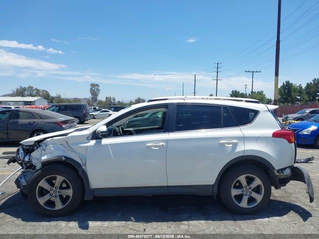 JTMRFREVXFD155297 Toyota Rav4 Xle