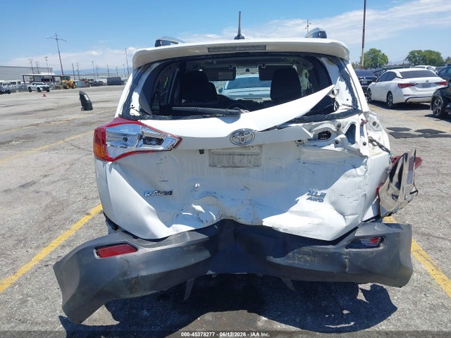 JTMRFREVXFD155297 Toyota Rav4 Xle