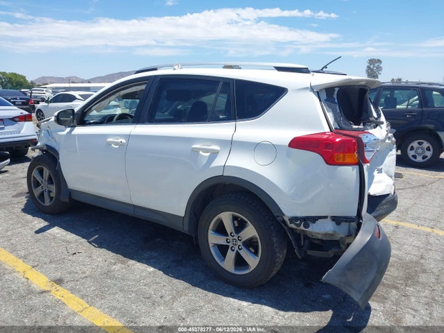 JTMRFREVXFD155297 Toyota Rav4 Xle