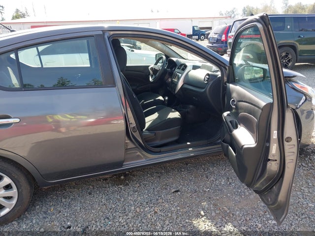 3N1CN7AP9KL831413 Nissan Versa 1.6 Sv