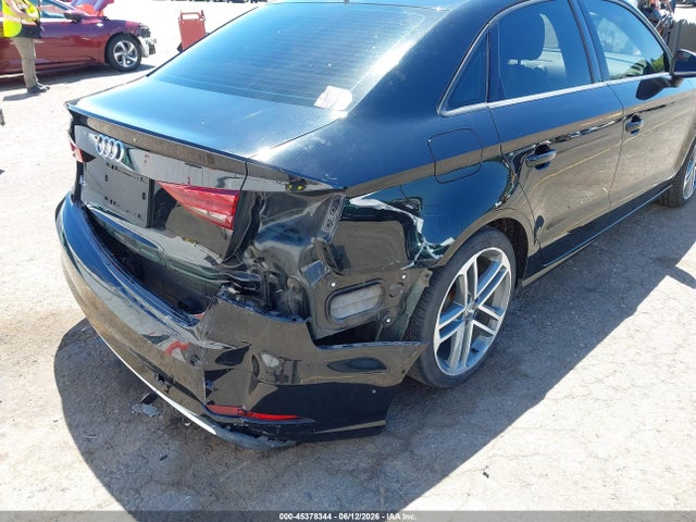 Audi A3 2.0t Premium 2018 WAUAUGFF2J1027089 Image 6