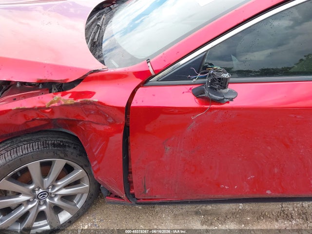 Auction sale of the 2020 Mazda Mazda3 Preferred Package, vin: JM1BPBDM6L1171735, lot number: 45378367