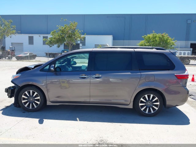5TDYZ3DC0KS996558 Toyota Sienna Limited Premium 7 Passenger