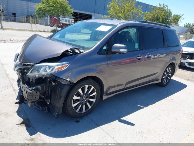 5TDYZ3DC0KS996558 Toyota Sienna Limited Premium 7 Passenger