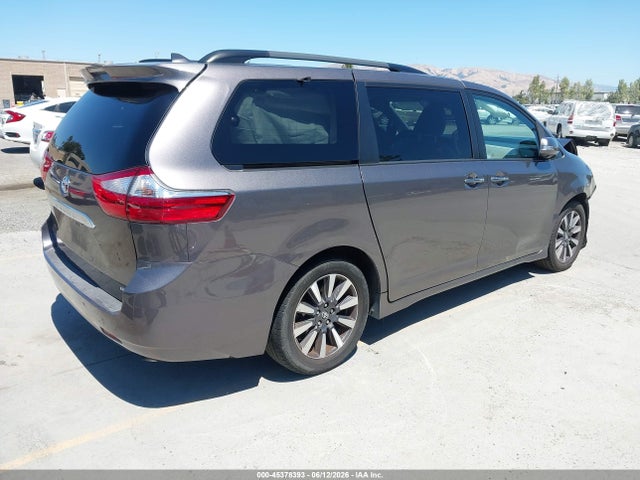 5TDYZ3DC0KS996558 Toyota Sienna Limited Premium 7 Passenger