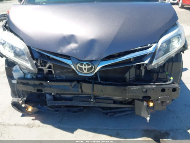 5TDYZ3DC0KS996558 Toyota Sienna Limited Premium 7 Passenger