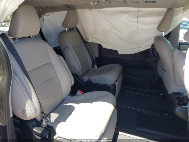 5TDYZ3DC0KS996558 Toyota Sienna Limited Premium 7 Passenger