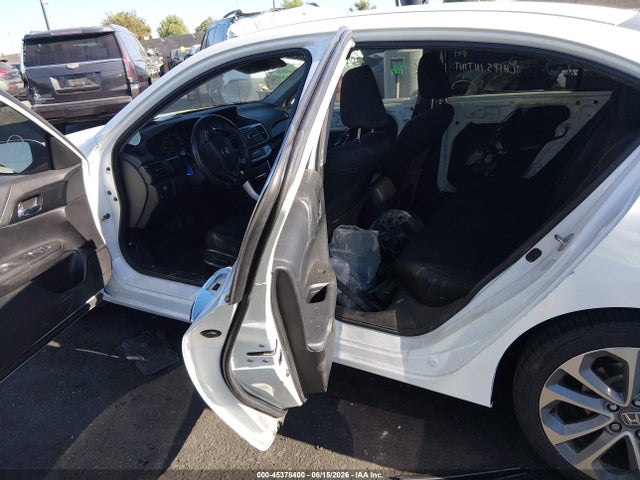 1HGCR2F56FA185824 Honda Accord Sport