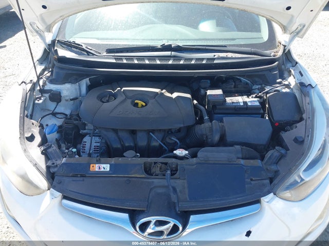 2016 Hyundai Elantra Se მანქანა იყიდება აუქციონზე, vin: 5NPDH4AE2GH722739, აუქციონის ნომერი: 45378407
