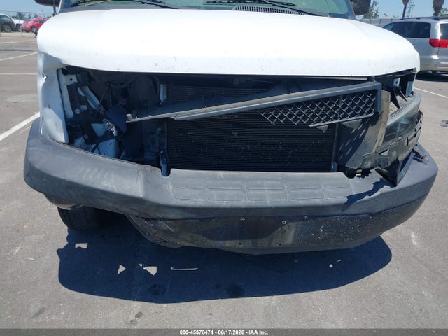 Chevrolet Express 2500 Work Van 2018 1GCWGAFP7J1182159 Image 6