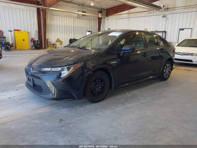 Toyota Corolla Hybrid Le 2021 JTDEAMDE5MJ003170 Image 2
