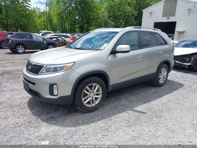 Продажа на аукционе авто 2015 Kia Sorento Lx, vin: 5XYKTCA62FG654974, номер лота: 45378478
