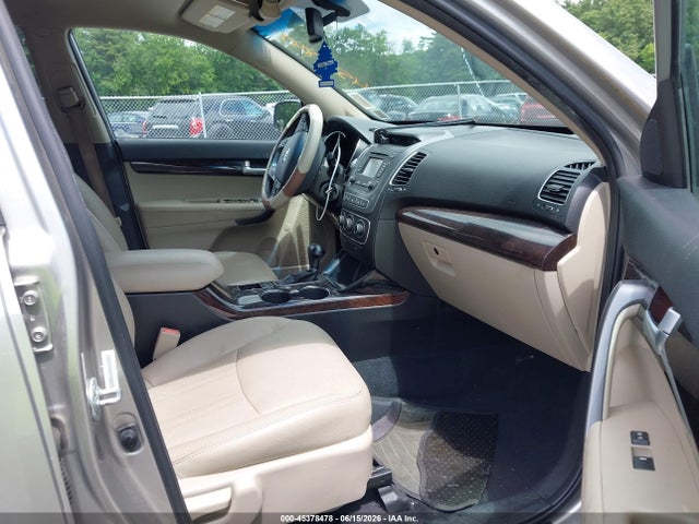 Продажа на аукционе авто 2015 Kia Sorento Lx, vin: 5XYKTCA62FG654974, номер лота: 45378478