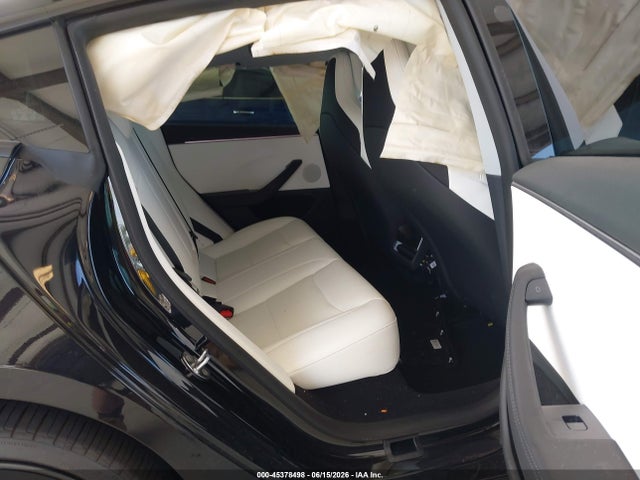 Tesla Model 3 Performance All-wheel Drive 2026 5YJ3E1ETXTF181640 Image 8