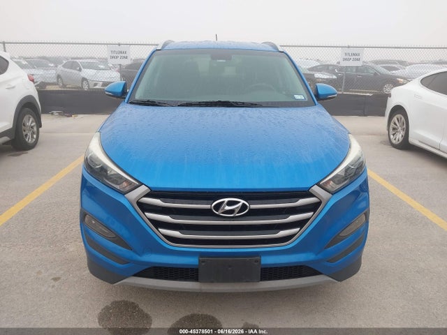 2017 Hyundai Tucson Sport მანქანა იყიდება აუქციონზე, vin: KM8J33A21HU501945, აუქციონის ნომერი: 45378501