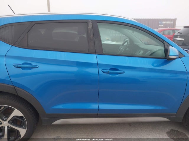2017 Hyundai Tucson Sport მანქანა იყიდება აუქციონზე, vin: KM8J33A21HU501945, აუქციონის ნომერი: 45378501