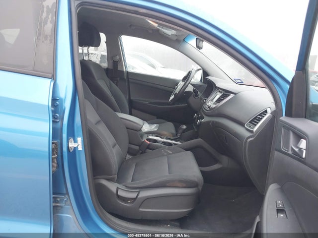 2017 Hyundai Tucson Sport მანქანა იყიდება აუქციონზე, vin: KM8J33A21HU501945, აუქციონის ნომერი: 45378501