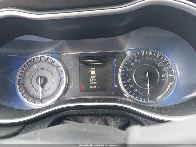 2016 Chrysler 200 Limited მანქანა იყიდება აუქციონზე, vin: 1C3CCCAB7GN103018, აუქციონის ნომერი: 45378527