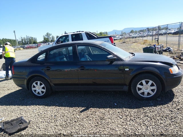 45378543 :رقم المزاد ، WVWMA23B1YP362252 vin ، 2000 Volkswagen Passat Gls مزاد بيع