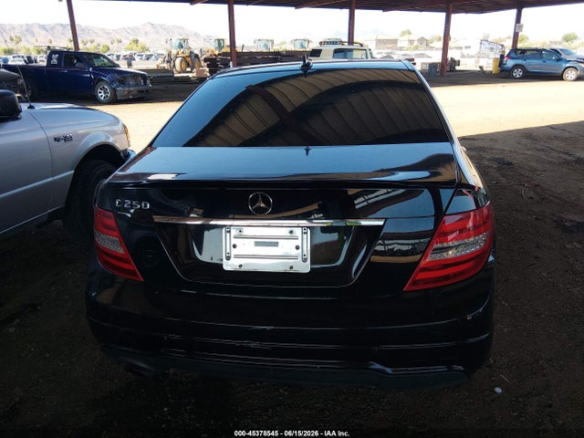 Продаж на аукціоні авто 2013 Mercedes-benz C 250 Sport, vin: WDDGF4HB1DA796936, номер лоту: 45378545