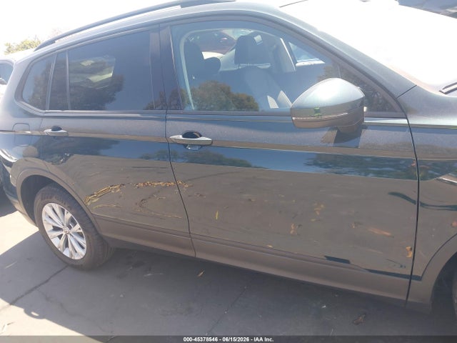 3VV1B7AX8KM083651 Volkswagen Tiguan 2.0t S