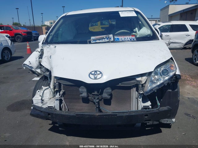 5TDKK3DC7ES446515 Toyota Sienna Le V6 8 Passenger