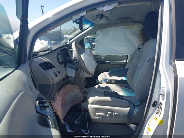 5TDKK3DC7ES446515 Toyota Sienna Le V6 8 Passenger