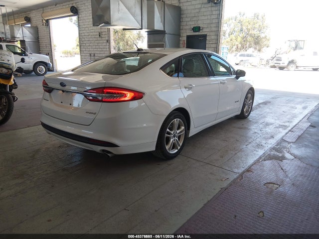 3FA6P0UUXJR278916 Ford Fusion Hybrid S