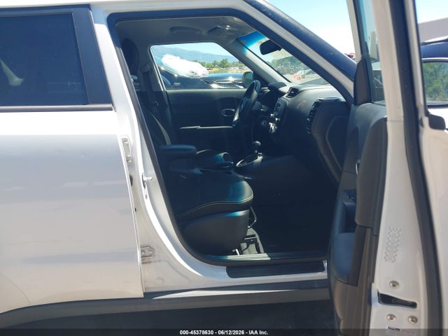 KIA SOUL + 2014 KNDJP3A53E7037635 Image 5