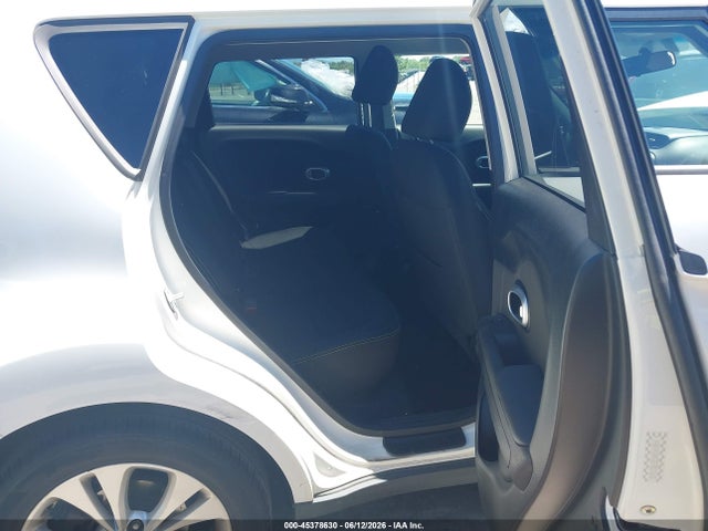 KIA SOUL + 2014 KNDJP3A53E7037635 Image 8