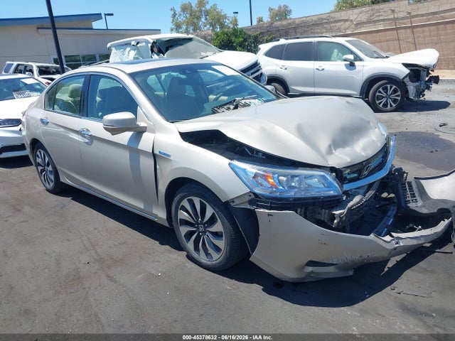 Honda Accord Hybrid Touring 2014 1HGCR6F70EA004482 главное изображение
