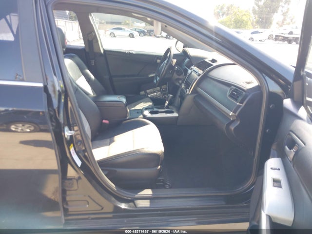 4T1BF1FKXEU430538 Toyota CAMRY SE