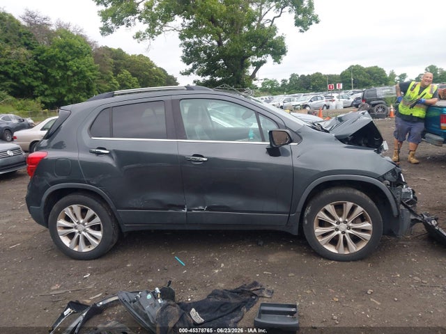 Auction sale of the 2017 Chevrolet Trax Premier, vin: 3GNCJRSBXHL254219, lot number: 45378765