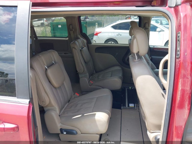 45378767 :رقم المزاد ، 2C4RC1BG2DR509825 vin ، 2013 Chrysler Town & Country Touring مزاد بيع