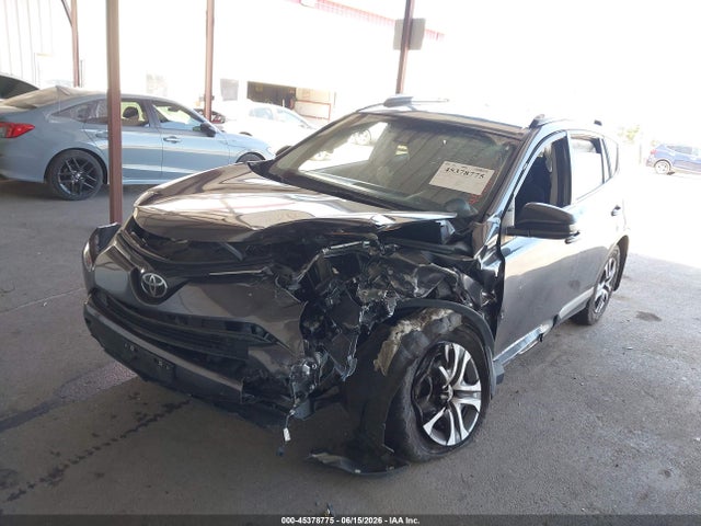 Toyota RAV4 LE 2017 JTMZFREV7HJ708587 Image 2