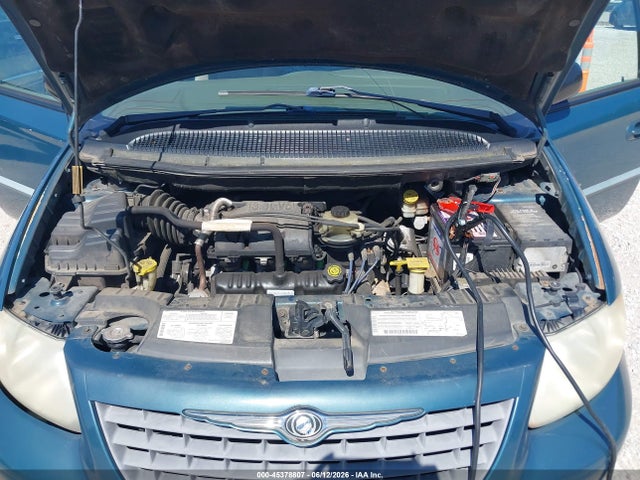 Продажа на аукционе авто 2001 Chrysler Voyager Lx, vin: 1C4GJ45331B205551, номер лота: 45378807