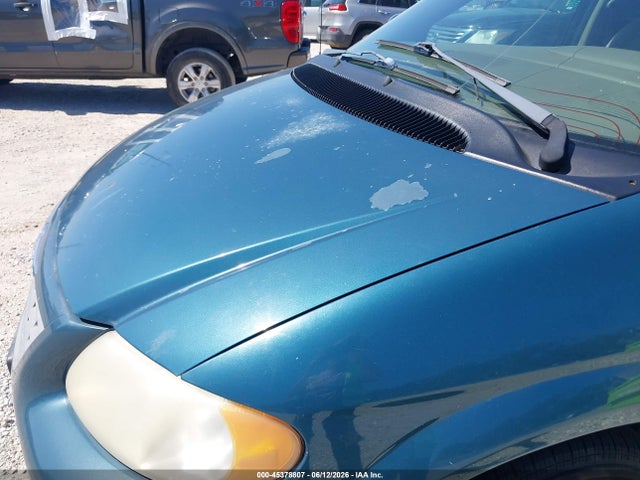 Продажа на аукционе авто 2001 Chrysler Voyager Lx, vin: 1C4GJ45331B205551, номер лота: 45378807
